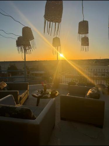 Bình minh/hoàng hôn nhìn từ căn hộ  hoặc gần đó