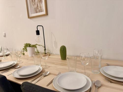 Gambar di galeri bagi WN Modern Apartments with Terrace Patio di Wiener Neudorf