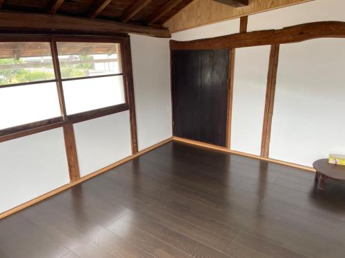 福島市にある昭和の家anzu 二階建ての一棟貸切のギャラリーの写真