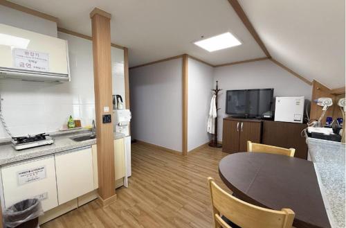 Gallery image of Mokpo Family Tourist Hotel in Mokpo