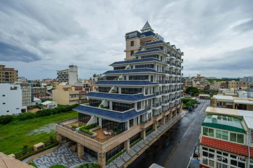 El edificio en el que está el hotel