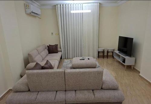 كمبوند ستي تاورز البوشي