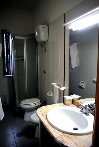 Koupelna v ubytování Hotel Meranda