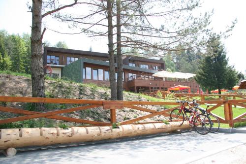 Gallery image of Hotel Rakitna in Rakitna