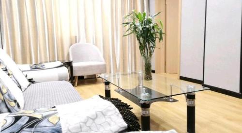 Posezení v ubytování GreenTree Inn Yixing Zhangzhu Express Hotel