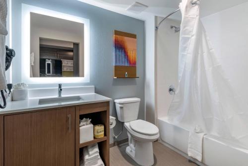 Ванная комната в MainStay Suites Durango
