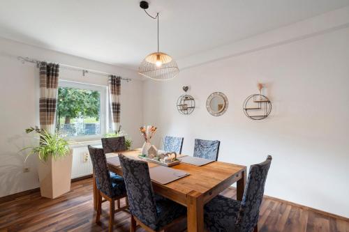 Fotografie z fotogalerie ubytování Ferienwohnung Kühlmeyer v destinaci Bundenthal