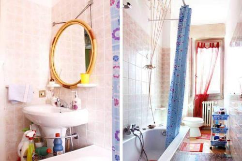 パヴィアにあるB&B Students homeの洗面台と鏡付きのバスルームの写真2枚