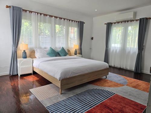 Katil atau katil-katil dalam bilik di City Life Private Pool Villa