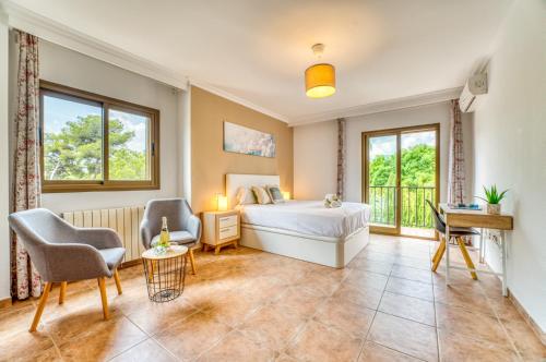 Postel nebo postele na pokoji v ubytování Ideal Property Mallorca - Casa Jordi