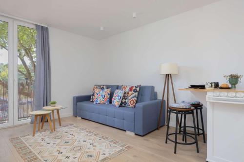Bright Studio in Bielany close to the Metro by Noclegi Renters