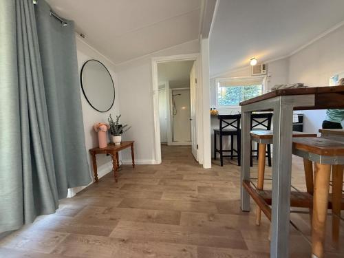 Φωτογραφία από το άλμπουμ του Longford Cottage σε Longford