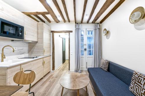 Palais Royal - Victoires 1bdr by B'Your Home