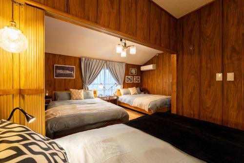 Fukuoka Meinohama Designer Holiday Home, Entire Rental up to 18 Guests