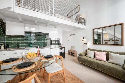 Villa Carla, Charming duplex in the heart of the city center, AC
