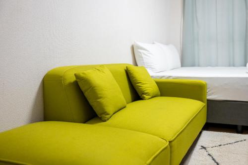 Tasone Stay OSAKA CH402