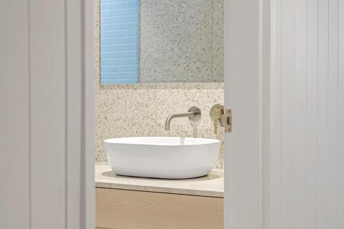 Un baño de Secluded Beach Escape