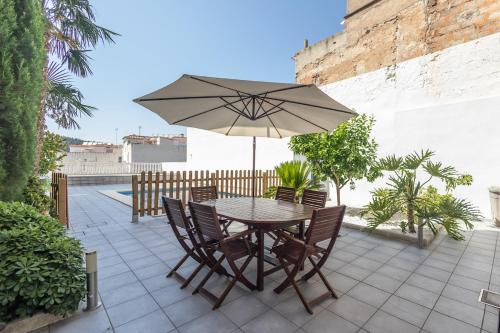 Balkoni atau teres di Casa Potelos by Concept Flats