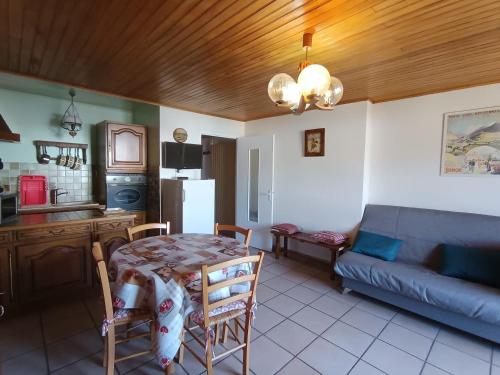 Studio au cœur de Montgenèvre, balcon sud, parking inclus, animaux acceptés - FR-1-445-79