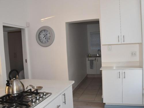 Dapur atau dapur kecil di Seaview Holiday Villa