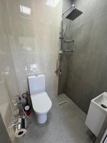 Ένα μπάνιο στο Hostel Qebele