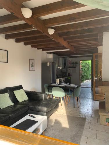 Atpūtas zona naktsmītnē Maison Lilou