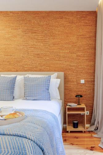 Lovely & Centre Flat with Terrace by HostWise