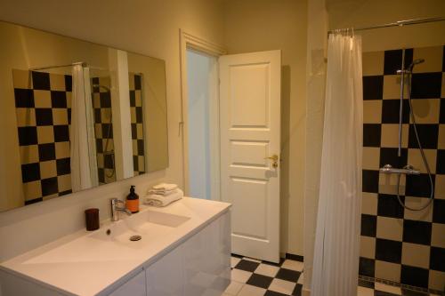 Et badeværelse på Best Stay Copenhagen Apartment 1506