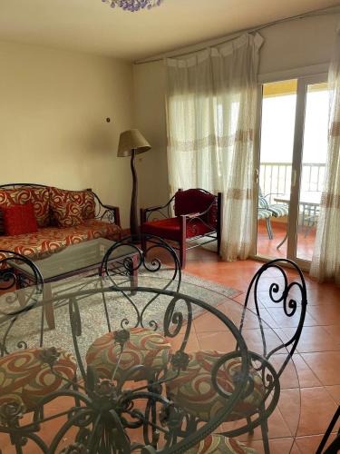 Ruang duduk di Apartment of porto Sokhna