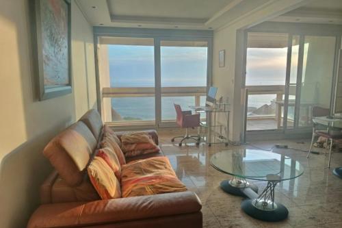 Apartment 3P with pool & sea view photo 2