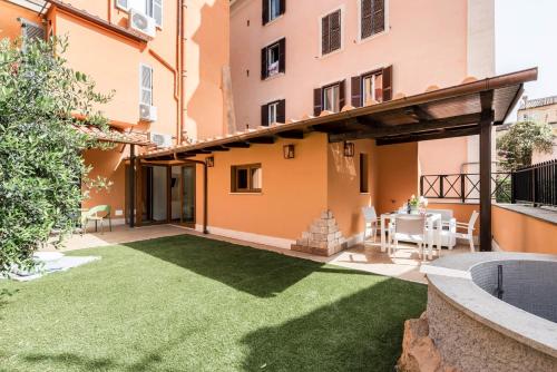 The Best Rent - Peaceful oasis with garden near the Colosseum