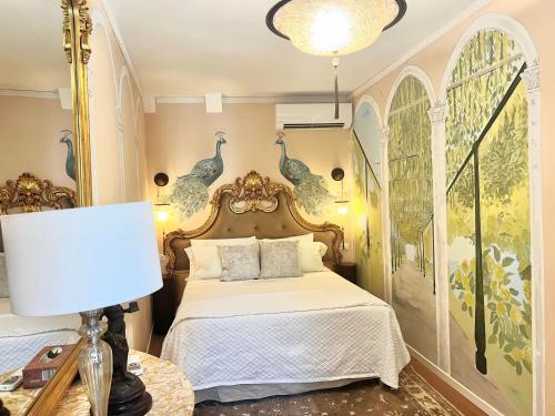 Postel nebo postele na pokoji v ubytování Venice Vibes Appartamento San Marco