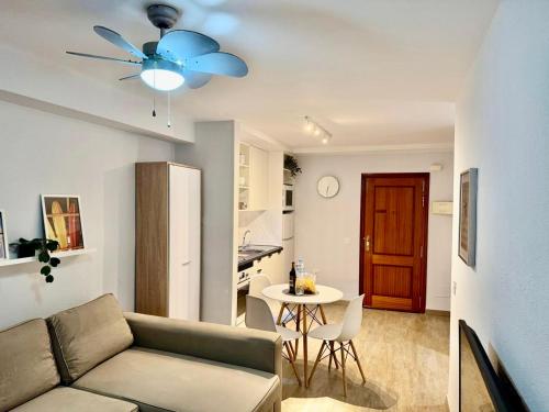 Eva Paradise, El Medano, Beach and Swimming Pool