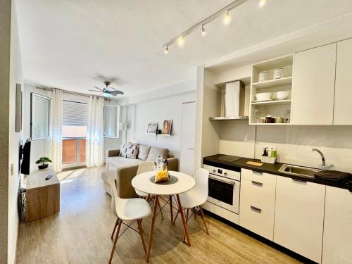 Eva Paradise, El Medano, Beach and Swimming Pool