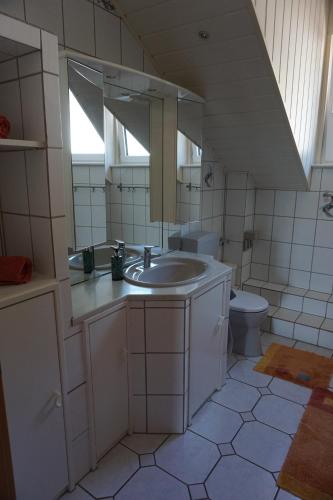 Ένα μπάνιο στο Ferienwohnung Teresa