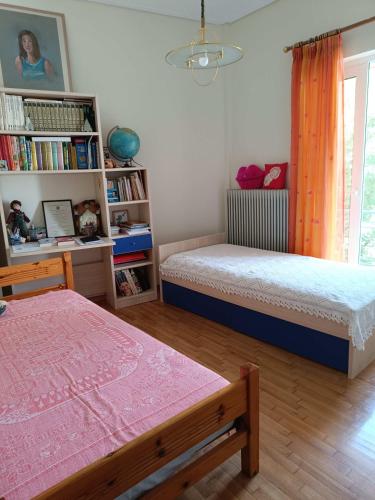 Chalandri Bloom Residence 2BR Sleeps 6