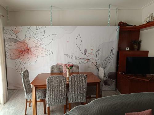 Chalandri Bloom Residence 2BR Sleeps 6