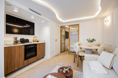 8#New suite 4 people - Saint-Germain Notre-Dame