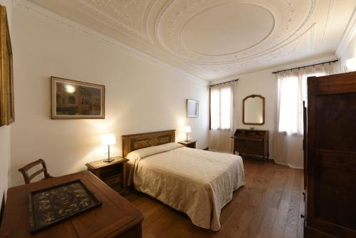 ヴェネツィアにあるLe Due Corone Bed & Breakfastのギャラリーの写真