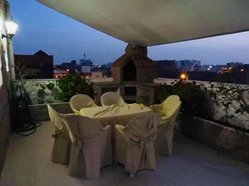 Beach Apartments h