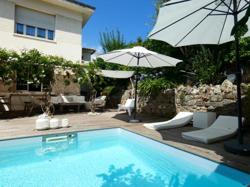 Cannes - LE DOLCE appartement de charme - 3 chambres - piscine