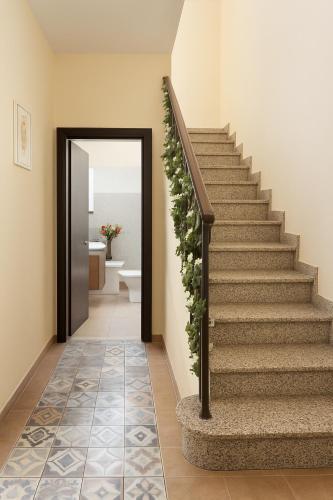 Fotografie z fotogalerie ubytování SPA ROOM SICILIA - Intera casa con spa privata Jacuzzi Sauna Bagno di Vapore ad uso illimitato v destinaci Rosolini