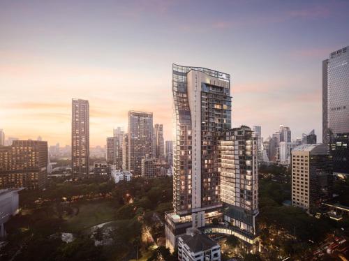 Pemandangan umum bagi Bangkok atau pemandangan bandar yang diambil dari hotel