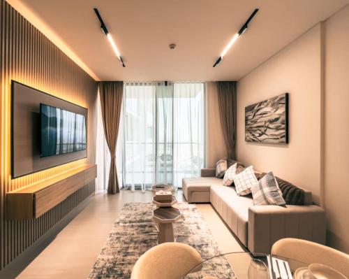 Modern Place - Binghatti Azure 1244