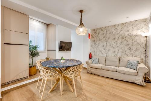 Charming Apartment in Heart of Malaga