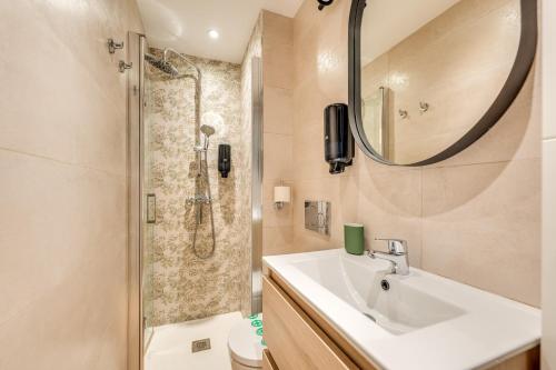 Charming Apartment in Heart of Malaga