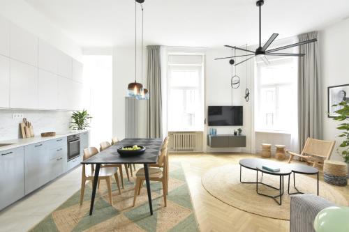 Artistic HoMes in the Heart of Budapest