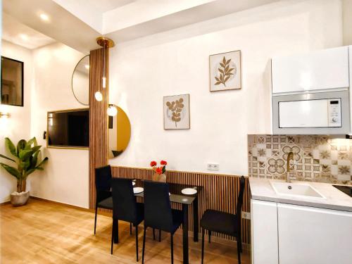 Apartamentos Buendia Suites - Torremolinos Centro