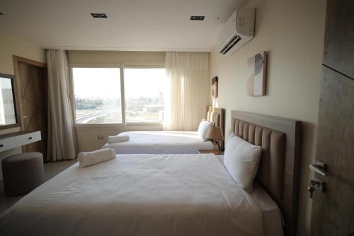 Gallery image of Galleria Pyramids Hotel in Cairo