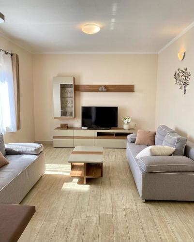 Apartment Ante